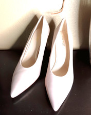 NEW Nine West Yemetra Pointy Toe 4" CHUNKY Heel Pump Ivory LEATHER- 10W -NWOB