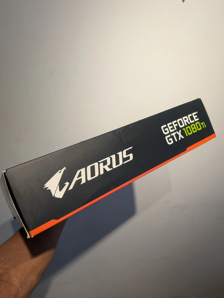 NEW Gigabyte AORUS GeForce GTX 1080 Ti 11GB GDDR5X Xtreme Gaming Graphics Card - Image 4 of 4