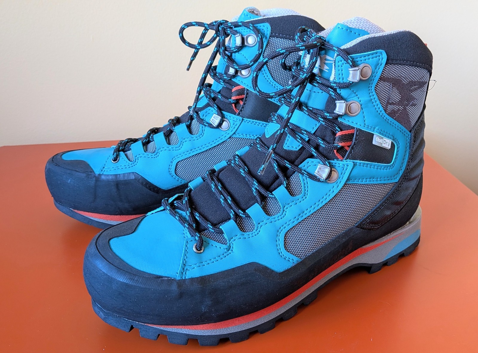 Botas de Montañismo Simond Ligeras OutDry Vibram - EE. UU. Mujeres 9