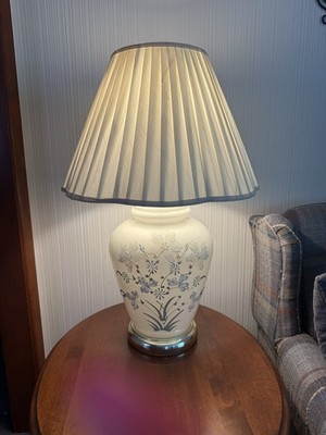 2 Gorgeous Mid Century Vintage  Twilight Bliss  Ceramic Table Lamps, Excellent