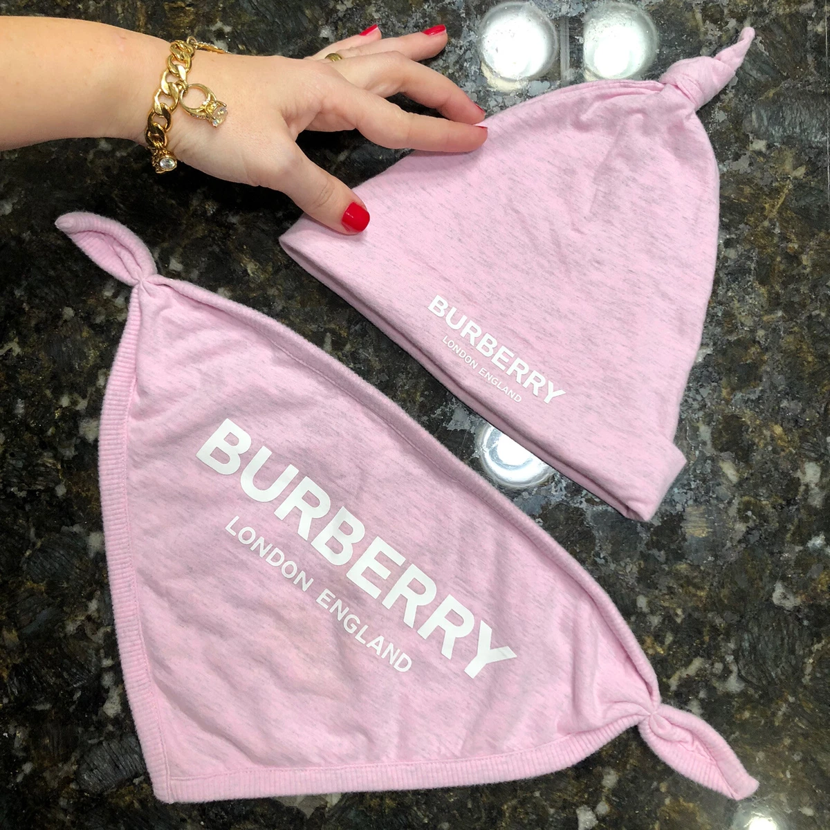 XXS 0 6 m Authentic BURBERRY London Baby Girl Hat Bib Set Pink Logo Infant NB