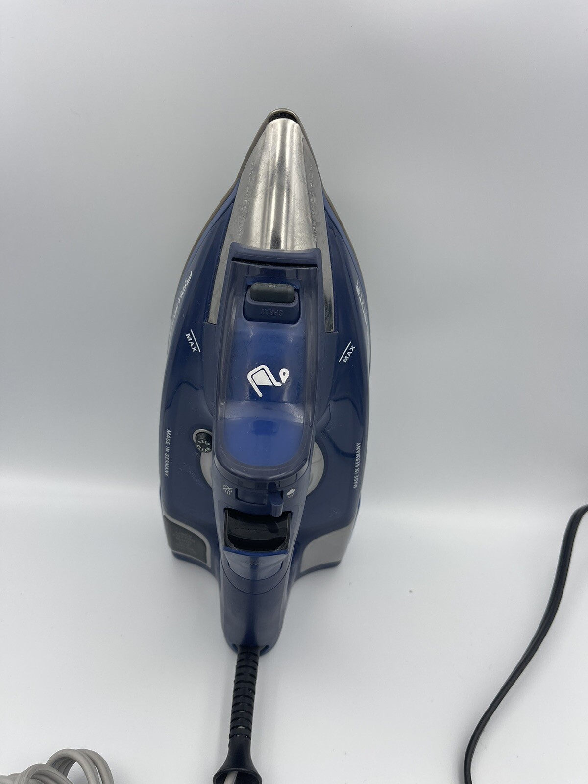 Rowenta DW9280 Steamforce Steam Iron. Excellent Condition! Made In