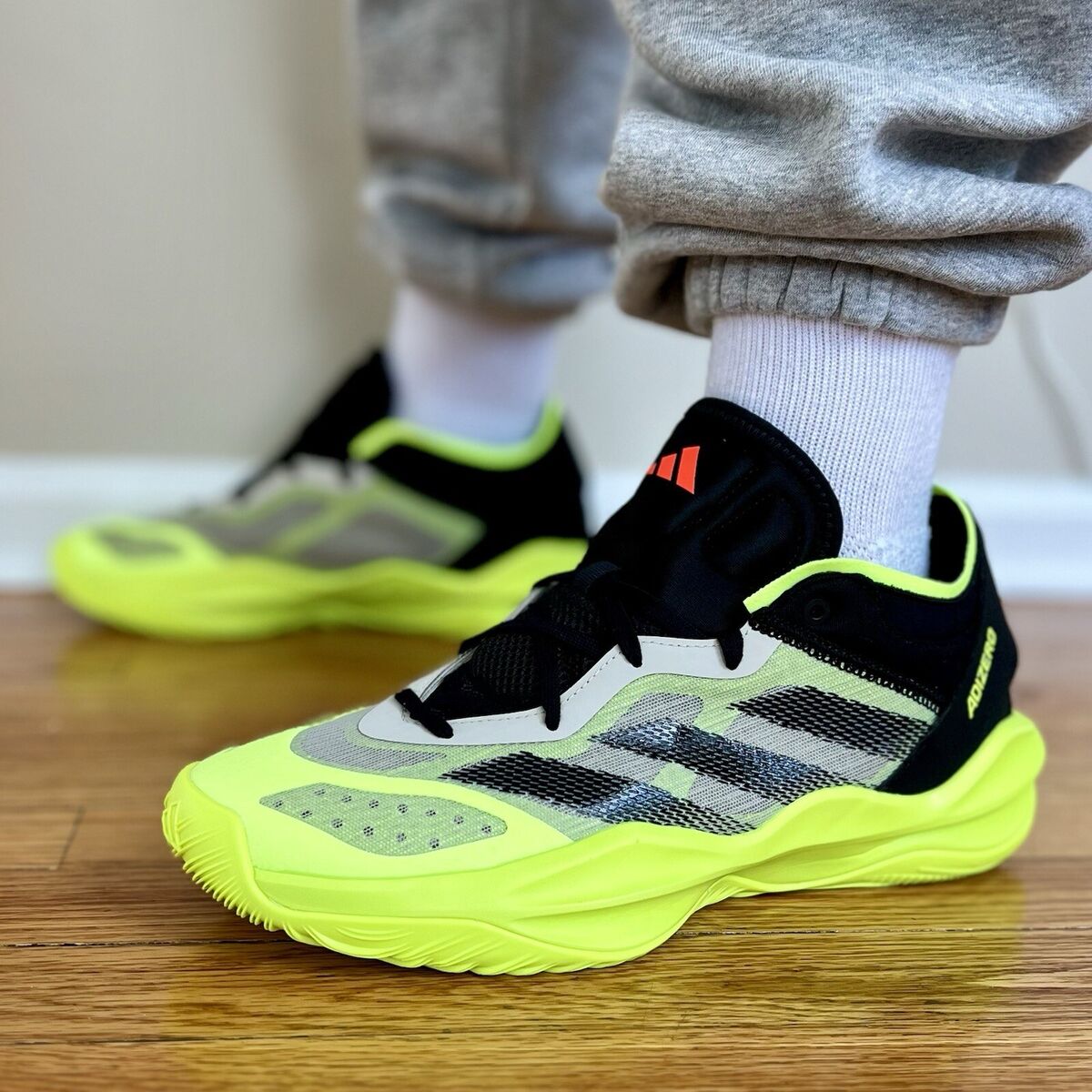 Adidas Adizero Select 2.0 Men's Basketball Shoe Athletic Adidas Adizero Select 2.0 Men's Basketball Shoe Athletic