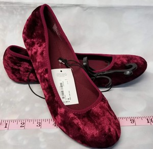 city streets ballet flats