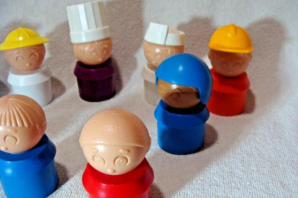 NINE Vintage TUPPERWARE Tuppertoys   Assorted LOT   9 Figurines  Lot 2     P6 - Image 2 of 4