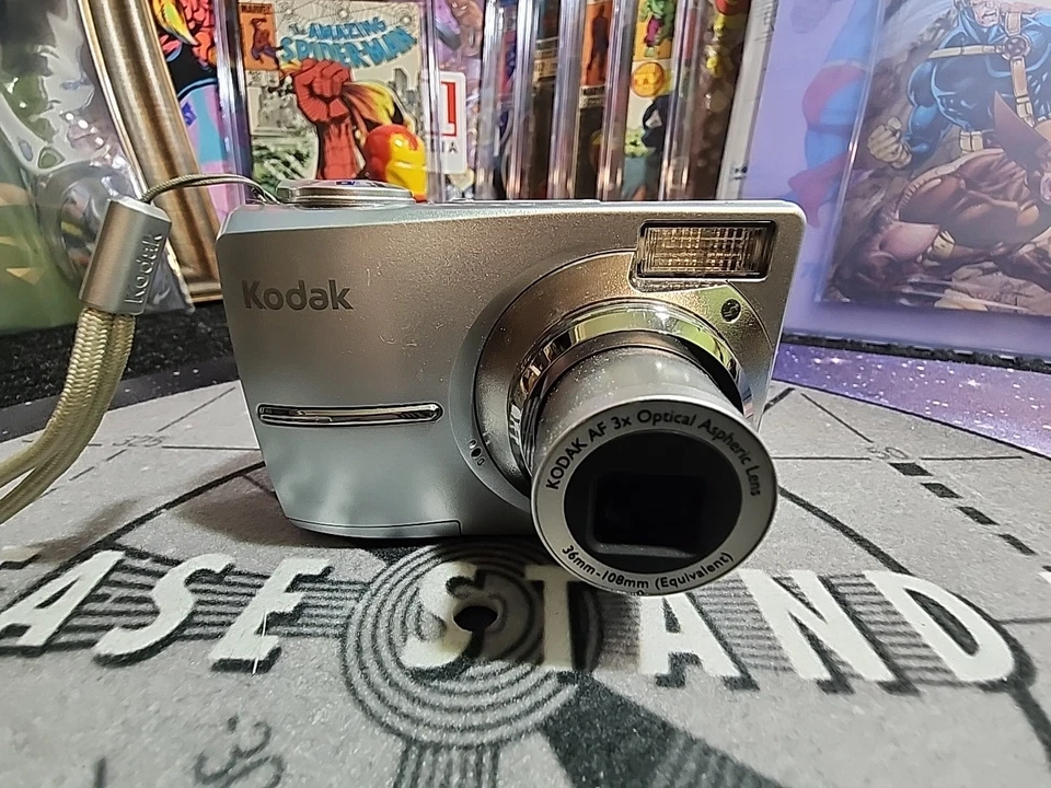 Kodak EasyShare C513 5MP Digital Camera Silver - Image 3 of 4