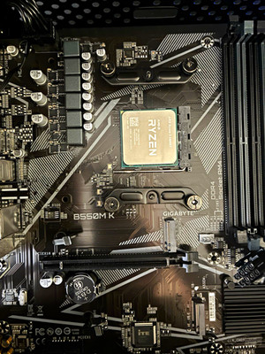 Ryzen 5600GT/Motherboard Combo