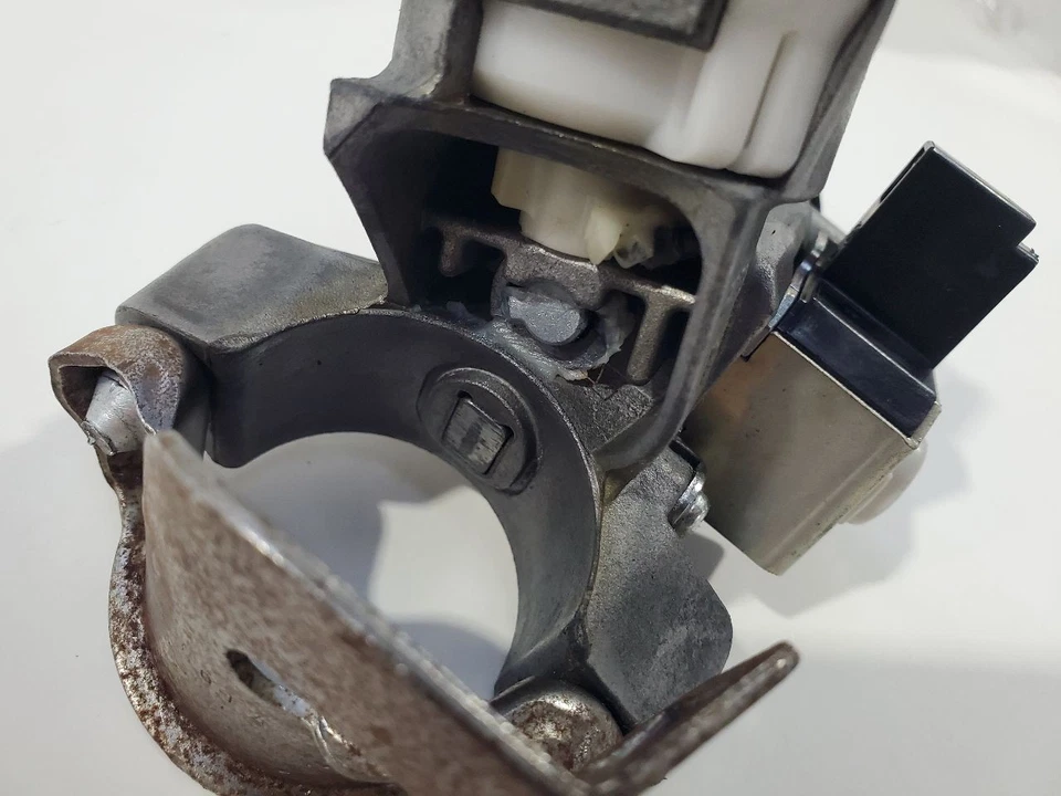 Interruptor de encendido usado se adapta a: Toyota Tacoma 2008 grado C Foto 2 de 4