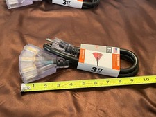 3 foot Indoor/Outdoor 3 wire 12 gauge Extension Cord 3 Outlet Splitter