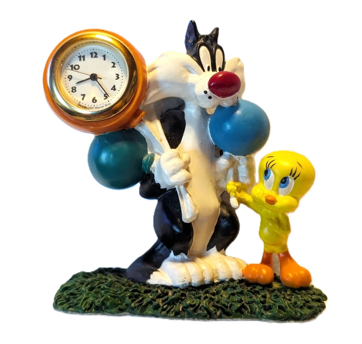 Tweety Sylvester Clock In Collectible Looney Tunes Items for sale