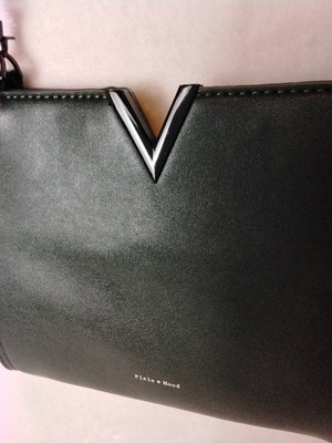 PIXIE MOOD  Forest Green Crossbody Vegan Leather Purse Unique Shape
