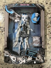 Monster High Frankie Stein Reel Drama Fashion Doll Damaged Box