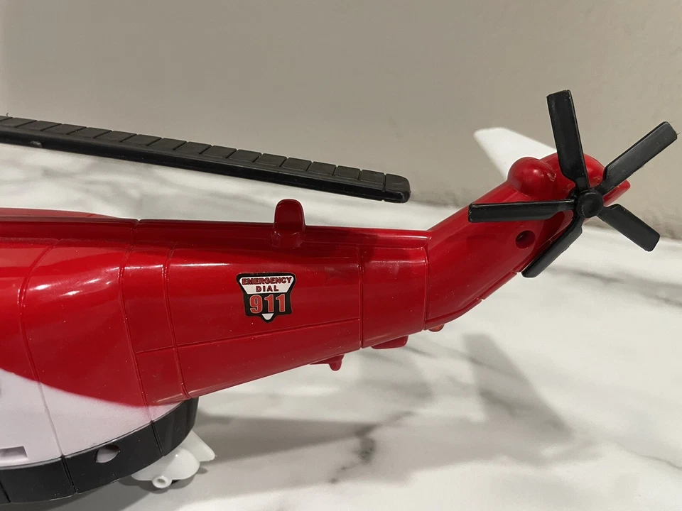 2009 Hasbro Tonka Fire Department Rescue Vehicle Helicopter #04955 - Image 3 of 4