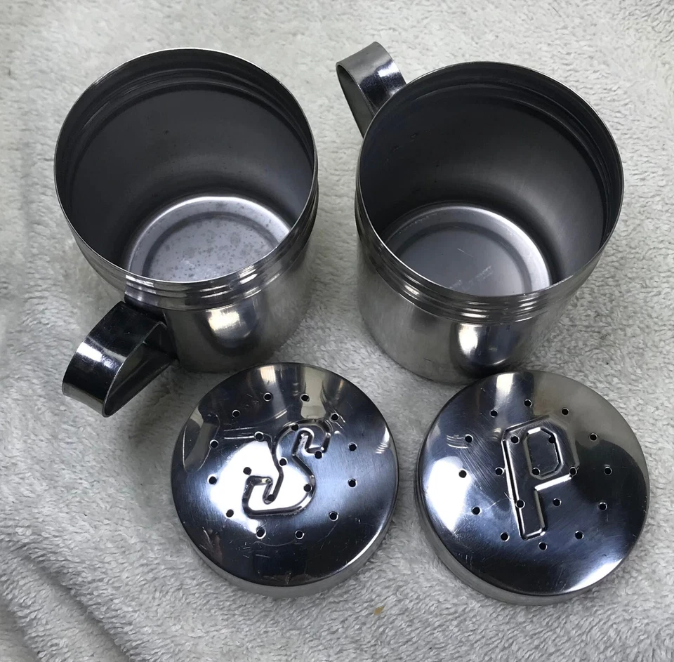 Juego de coctelera de sal y pimienta para estufa de acero inoxidable RSVP 18/8 TB-74 Foto 3 de 4