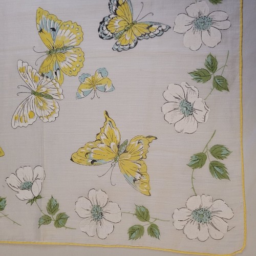 Vintage Handkerchief Yellow White Floral & Butterflies 16"x16" Embroidered Edges - Picture 7 of 9