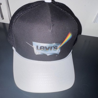 New Levi's Black White Men's Adjustable Mesh Trucker Hat Classic Theme