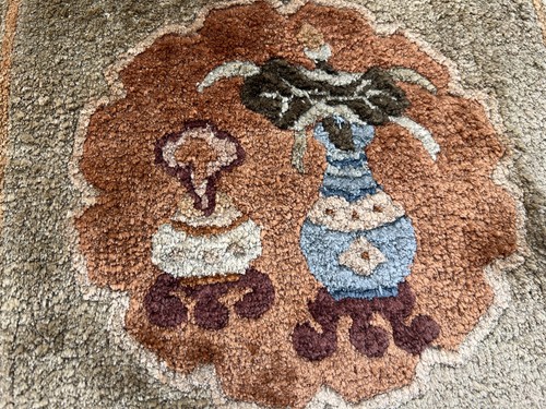 1x3 ft Turkish Silk Rug – Hand Knotted Decorative Small Runner Wall Accent Rug - Picture 6 of 9
