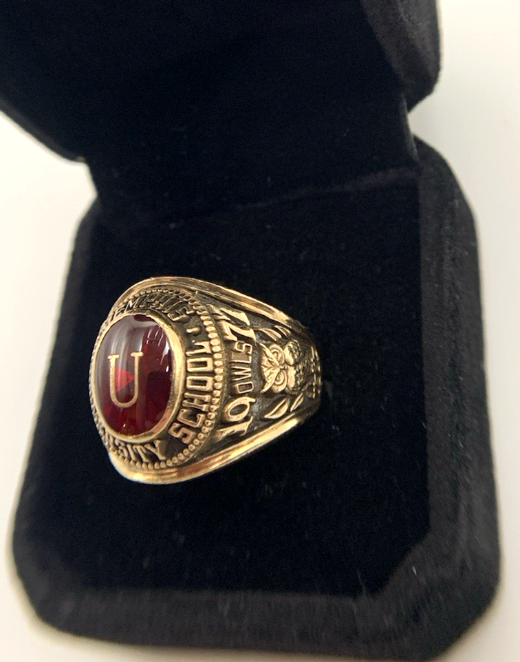 16.3g 10k Gold University College Class Ring,Balfour,1977,Red Stn