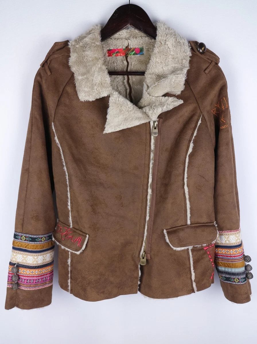 Desigual veste 2025