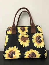 DIIG Lunchbag Floral Daisy Print - Picnic Accessories - Lunch Box Cooler Storage