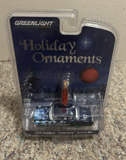 Greenlight 1:64 Holiday Ornaments 1955 Cadillac Fleetwood Series 60 GreenMachine