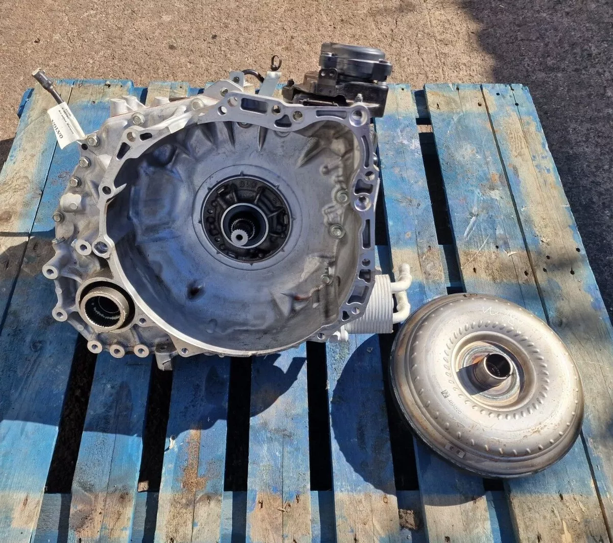 Volvo 2024 xc40 gearbox