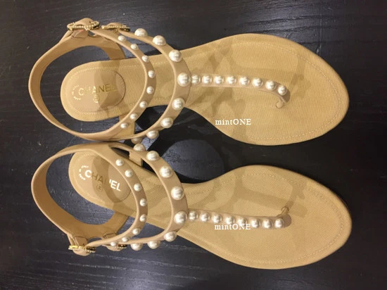 Chanel - Pearl Jelly Sandal