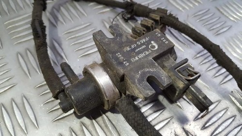 Volkswagen Transporter 1994 Electrical selenoid (Electromagnetic s #382990-04