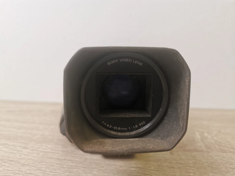 SONY DCR-TRV900 CAMESCOPE Mini Cassettes DV + LECTEUR Enregistreur GV-D1000E N44 - Photo 4/4