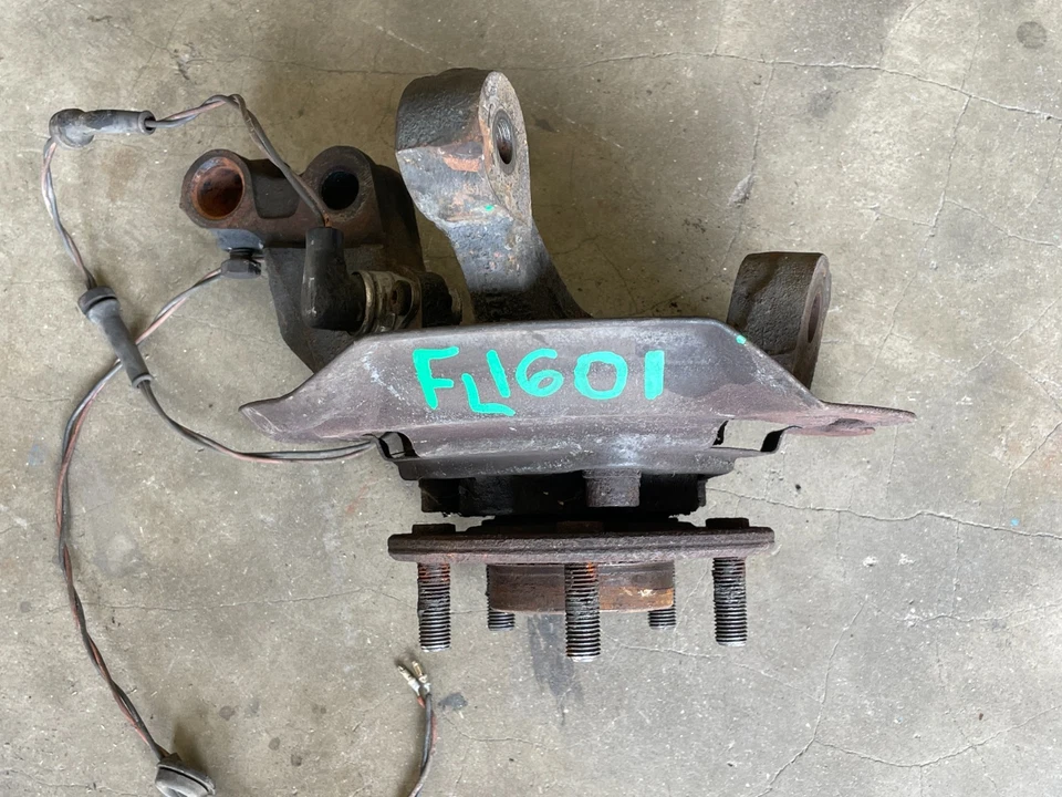 1987-1993 Cadillac Allante Front Left Driver Spindle Knuckle Hub FWD 1601 OEM - Image 3 of 4