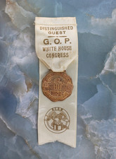 ~1952 Republican Convention DISTINGUISHED FEMALE GUEST Medal Badge Eisenhower~