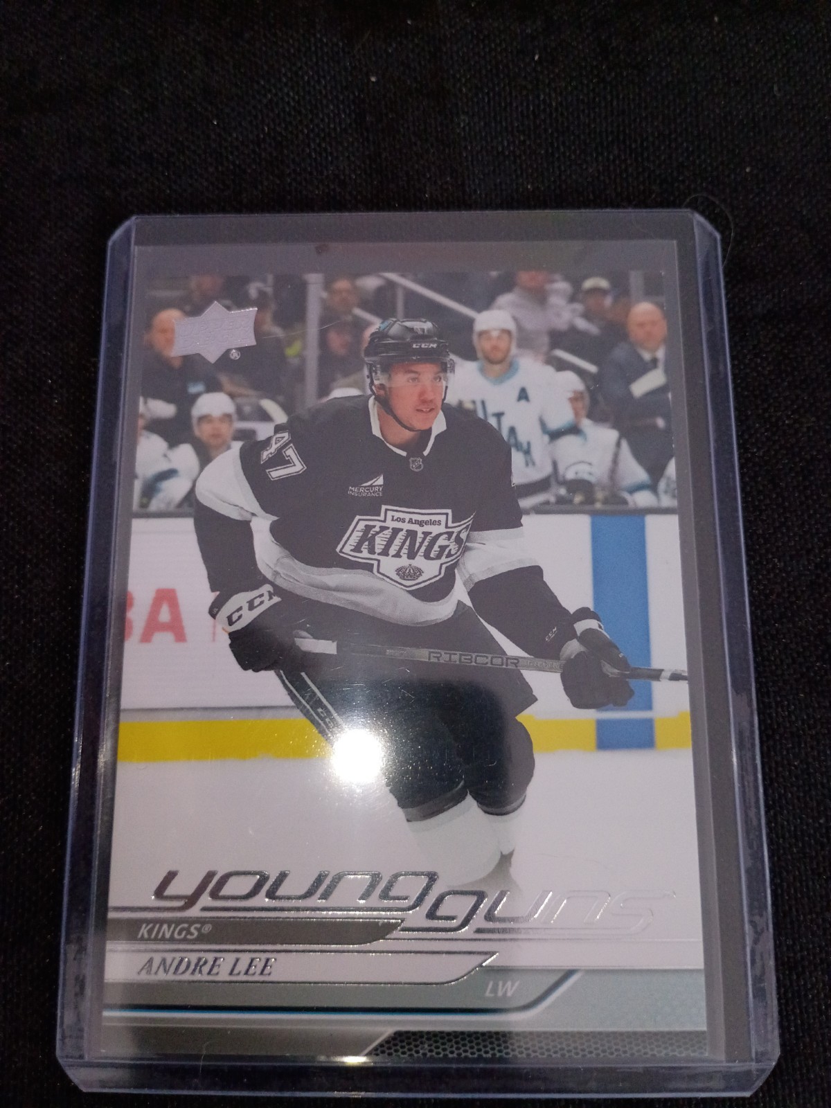 2024-25 Upper Deck Series 2 - Young Guns Andre Lee #482 (RC)