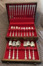 VTG 1971 ONEIDA COMMUNITY BEETHOVEN FLATWARE 48 pcs in anti-tarnish box