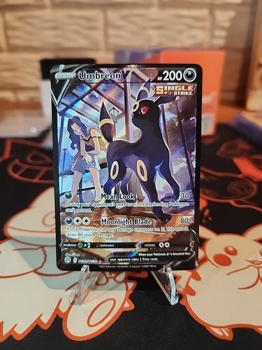 Umbreon V TG22/TG30 Swsh09: Brilliant Stars Trainer Gallery Holo