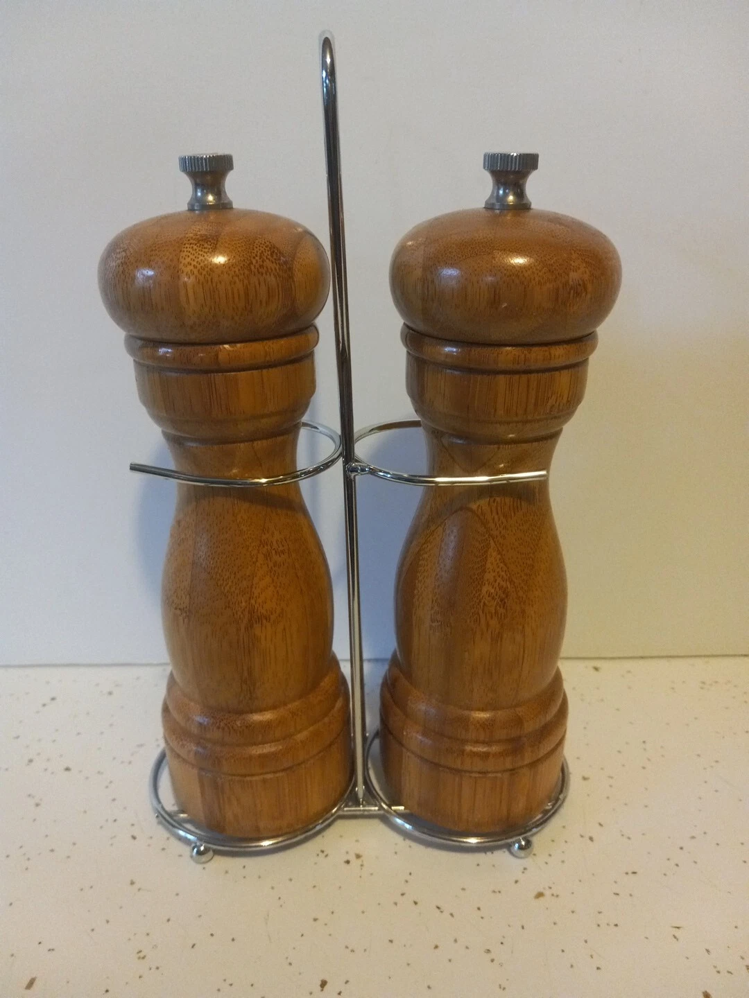 WM Bounds Honey Colored Natural Wood 8" Salt & Pepper Grinder Mill Set w/Caddy