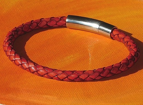 Mens / ladies 5mm Antique Red leather & stainless steel bracelet by Lyme Bay Art - 第 3/3 張圖片