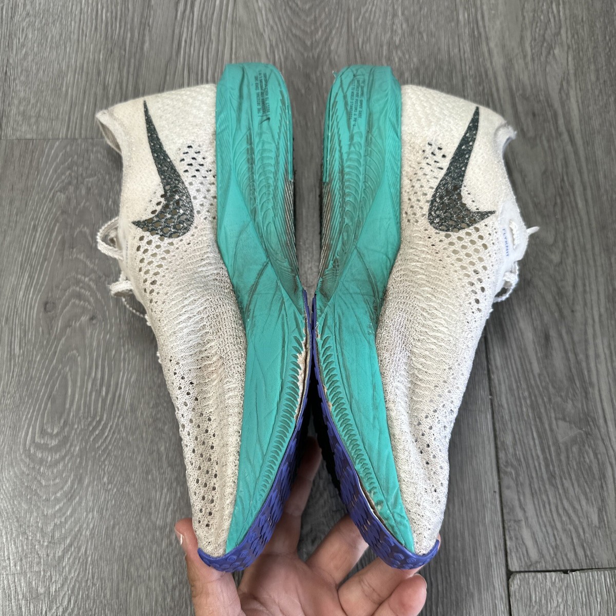 【新品未使用】NIKE VAPOR FLY NEXT％ Nike ZoomX Vaporfly Next% 3 Running Shoes White VNDS Men's