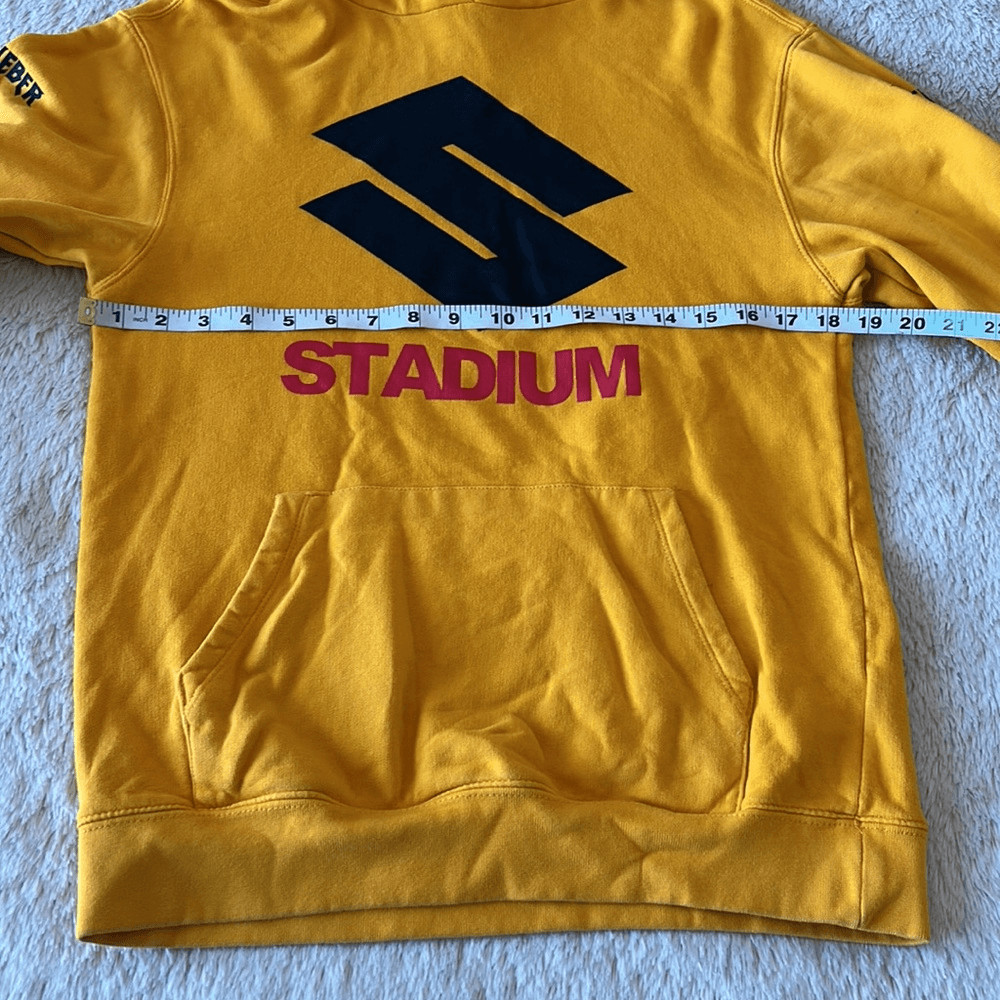 Sweat Justin Bieber Stadium Tour H&M - Taille XS, Couleur Jaune/noir, Occasion TBE