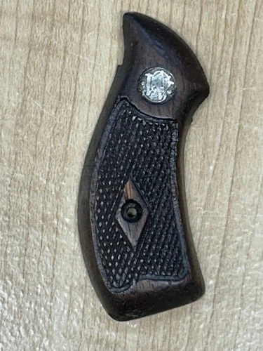 Smith & Wesson J Frame Chief Special Diamond Magna Walnut Grips right grip only