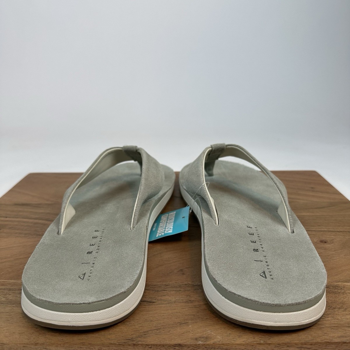 New Mens Reef Ojai Classic Suede Sage Slip On Sandals Thong  display picture 1