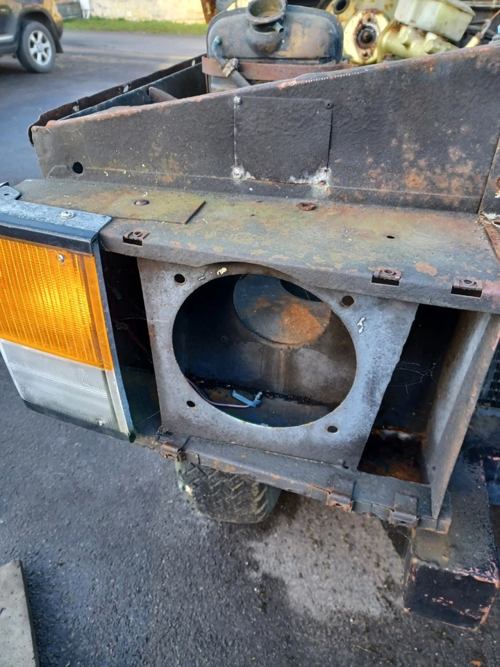 Range Rover Classic 2 Door Shell. It Is a Suffix B Shell, But No Ìd With It. - Image 4 of 4