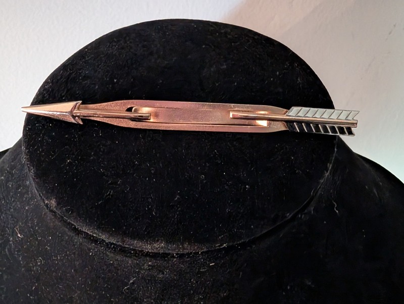 Vintage Swank Arrow Tie Clip Gold Tone UNIQUE FATHERS DAY GIFT
