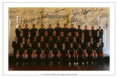  ALL BLACKS サイン入り集合写真ポスター ALL BLACKS RUGBY WORLD CUP 2011 PLAYERS SQUAD SIGNED AUTOGRAPH