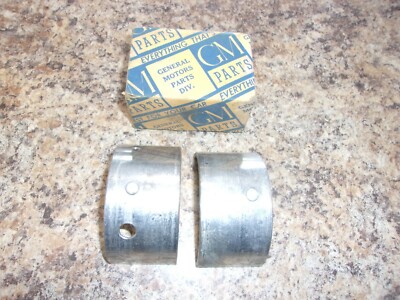 NOS Early 1940,1941,1942 Chevrolet rear crankshaft bearing 604359 GM Group 0.106