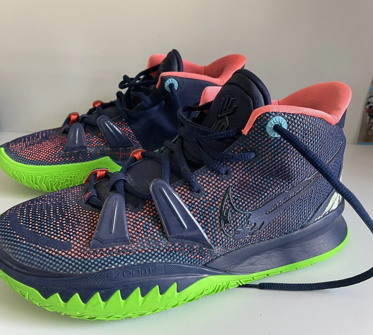 Kyrie top shoes uk