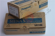 1PC New Panasonic servo motor MSMD012J1U