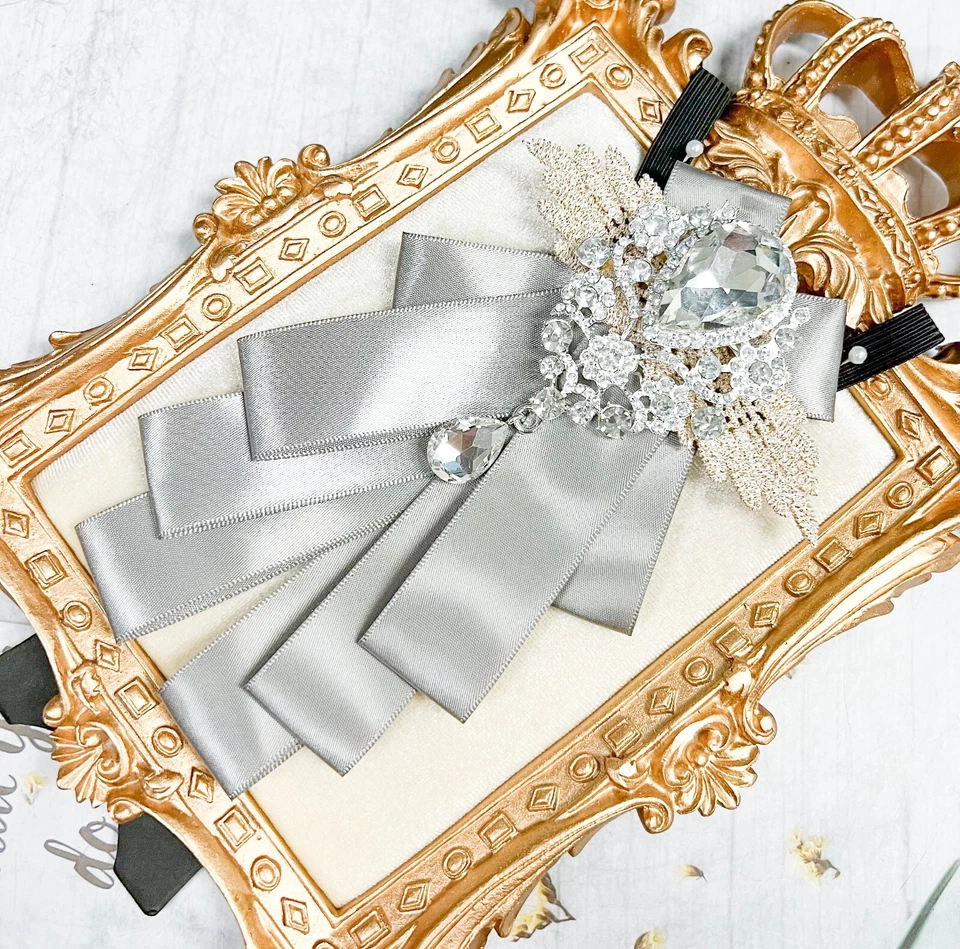 Pajarita de cristal gris, corbata de padrino de boda, broche de seda gris, broche de cristal, 2 en 1 Foto 4 de 4