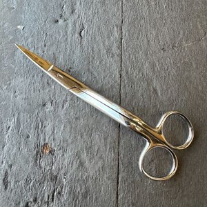 Mundial 587 1.75" Specialty Forged Double Curved Embroidery Scissors Blade