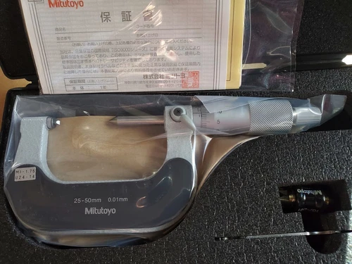 New Mitutoyo 25-50mm / 0.01mm Screw Thread Pitch Micrometer 1-1.75mm / 24-14TPI