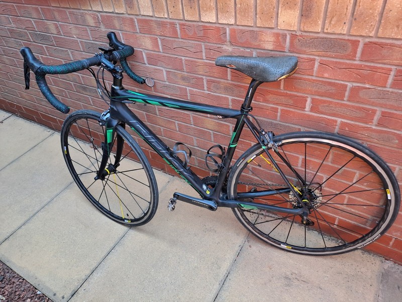 Ridley Helium SL Size Small Ultegra 11spd Group, Mavic Kryserium Pro, 7.7kg
